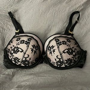 Victoria Secrect Bra